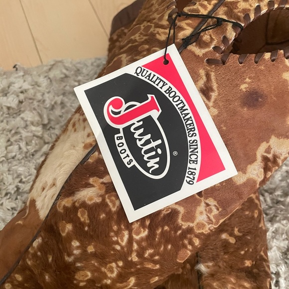 Justin cowhide boots - Picture 7 of 12
